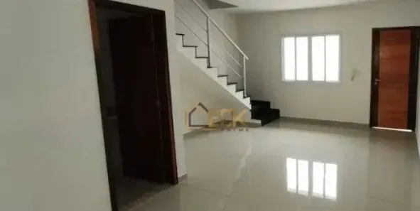 Casa de Condomínio com 2 Quartos à venda, 100m² no Praia das Palmeiras, Caraguatatuba