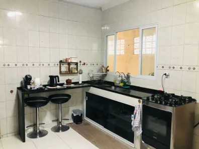 Casa com 2 Quartos à venda, 60m² no Jardim Colonial, São José dos Campos