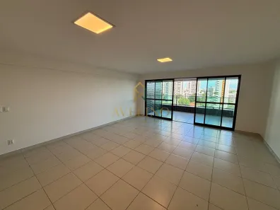 Apartamento com 4 Quartos para alugar, 204m² no Casa Forte, Recife