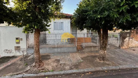 Lote/Terreno à venda, 220m² no Vila Comercial, Presidente Prudente