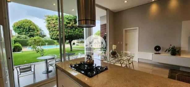 Casa com 3 Quartos à venda, 245m² no Coqueiral, Cascavel