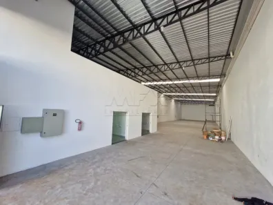 Galpão/Depósito/Armazém para alugar, 700m² no Parque Júlio Nóbrega, Bauru