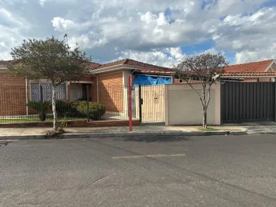 Casa com 3 Quartos à venda, 208m² no Vila Xavier (Vila Xavier), Araraquara