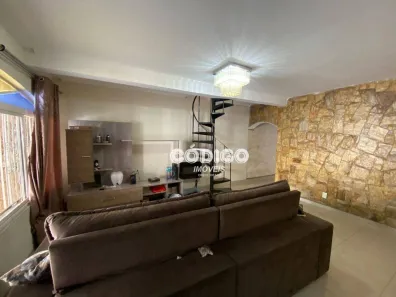 Casa com 2 Quartos à venda, 128m² no Cidade Parque Brasília, Guarulhos