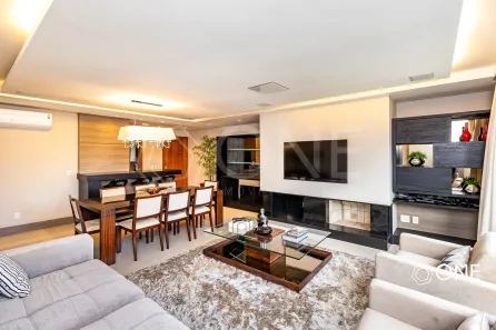Apartamento com 3 Quartos para alugar, 122m² no Três Figueiras, Porto Alegre