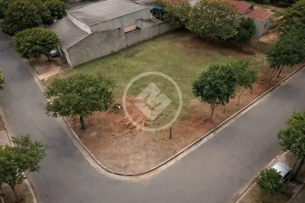 Lote/Terreno à venda, 460m² no Jardim Esmeralda, Hidrolândia