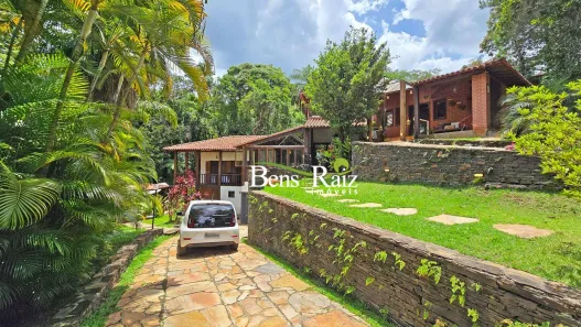 Casa de Condomínio com 4 Quartos à venda, 440m² no Ville de Montagne, Nova Lima
