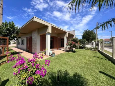 Casa com 4 Quartos à venda, 179m² no Centro, Imbé