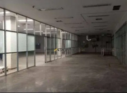 Prédio Comercial para alugar, 800m² no Santana, Porto Alegre