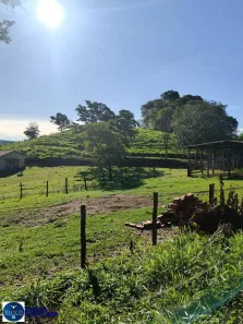 Fazenda/Sítio com 3 Quartos à venda, 10m² no Setor Central, Goiás