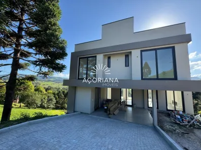 Casa de Condomínio com 3 Quartos à venda, 1000m² no Invernadinha, Rancho Queimado