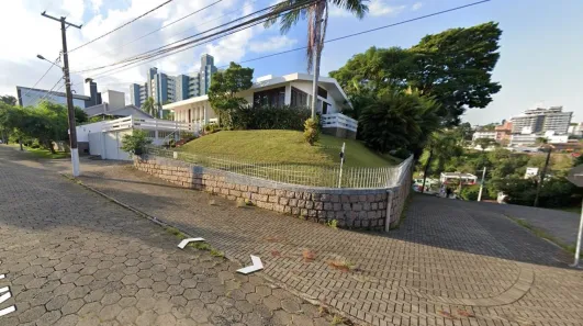 Imóvel Comercial com 3 Quartos à venda, 500m² no Centro, Criciúma