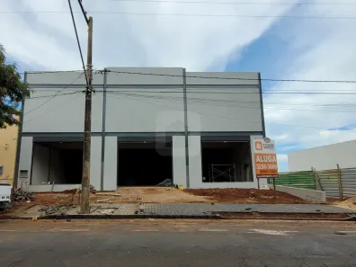 Ponto Comercial para alugar, 1650m² no Centro, Uberlândia