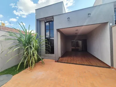Casa com 3 Quartos à venda, 195m² no Parque Amazônia, Goiânia