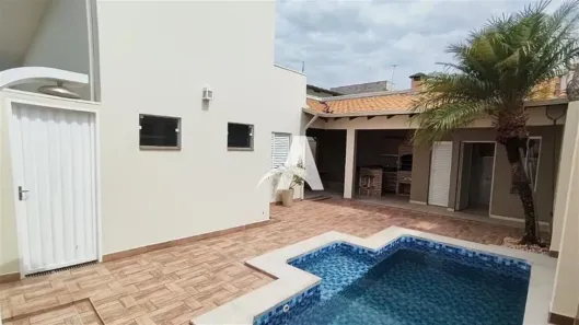 Casa de Condomínio com 3 Quartos à venda, 185m² no Jardim Inconfidência, Uberlândia