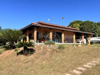 Fazenda/Sítio com 5 Quartos à venda, 240m² no Nova São Pedro II, São Pedro