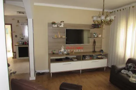 Casa com 3 Quartos à venda, 186m² no Vila Augusta, Guarulhos