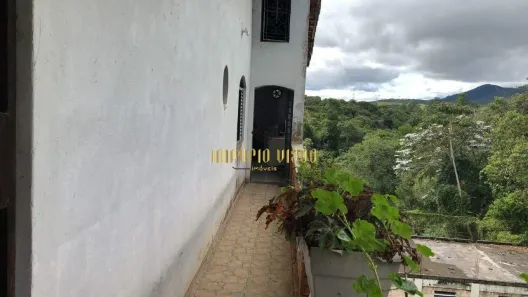 Fazenda/Sítio com 3 Quartos à venda, 289m² no Fazenda Capelinha, Mogi das Cruzes