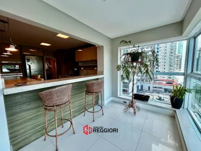 Apartamento com 3 Quartos para alugar, 120m² no Centro, Balneário Camboriú