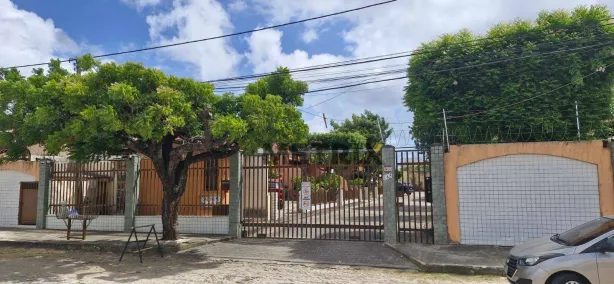 Casa de Condomínio com 3 Quartos à venda, 111m² no Cidade dos Funcionários, Fortaleza
