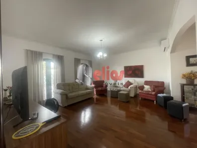 Casa com 3 Quartos à venda, 330m² no Vila Pacífico, Bauru