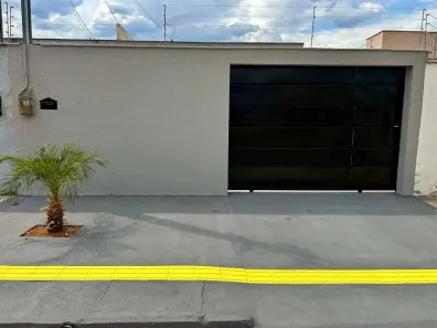 Casa com 2 Quartos à venda, 107m² no Independência, Aparecida de Goiânia