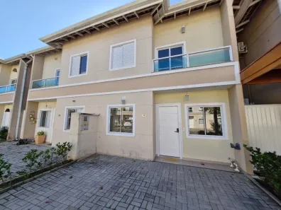 Casa de Condomínio com 4 Quartos para alugar, 116m² no Jardim Passárgada I, Cotia