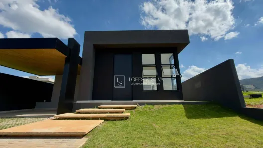 Casa de Condomínio com 3 Quartos à venda, 170m² no Laranja Azeda, Atibaia