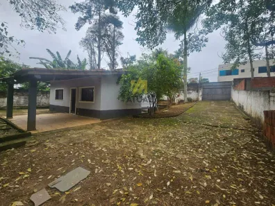 Fazenda/Sítio com 3 Quartos à venda, 140m² no Jardim Bandeirantes, São Paulo