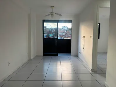 Apartamento com 2 Quartos para alugar, 52m² no Mangabeiras, Maceió