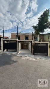 Sobrado com 3 Quartos à venda, 128m² no Vila Romero, São Paulo