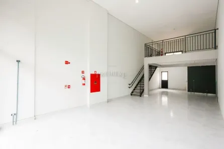 Sala Comercial para alugar, 77m² no Campo Comprido, Curitiba