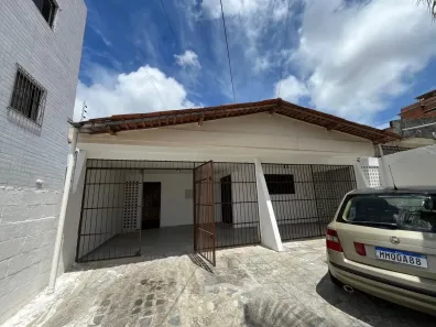 Casa com 4 Quartos à venda, 320m² no Jardim Cidade Universitária, João Pessoa