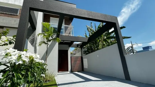 Casa com 3 Quartos à venda, 127m² no Campeche, Florianópolis