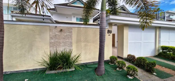 Casa com 3 Quartos para alugar, 289m² no Recreio dos Bandeirantes, Rio de Janeiro
