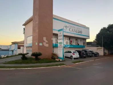 para alugar, 400m² no Setor Central 3, Senador Canedo