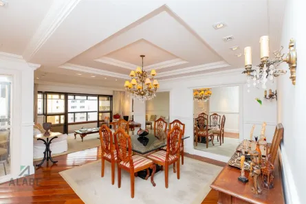 Apartamento com 4 Quartos à venda, 155m² no Moema, São Paulo