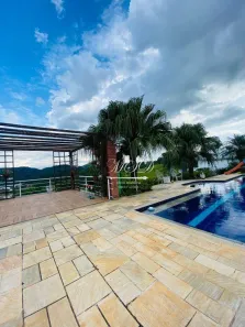 Fazenda/Sítio com 4 Quartos à venda, 266m² no Chácaras Condomínio Recanto Pássaros II, Jacareí