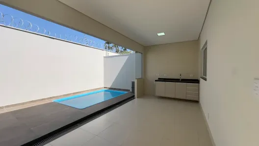 Casa com 3 Quartos para alugar, 134m² no Santa Cruz, Cuiabá
