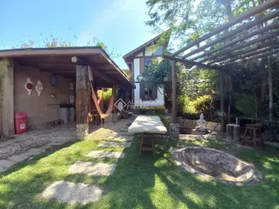 Casa com 4 Quartos à venda, 220m² no Loteamento Praia de Ibiraquera, Imbituba