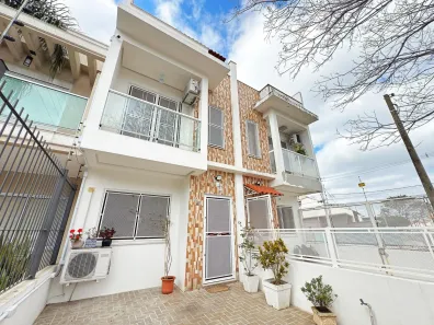 Casa com 2 Quartos à venda, 154m² no Hípica, Porto Alegre