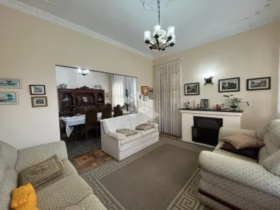 Casa com 3 Quartos à venda, 204m² no Jardim Lindóia, Porto Alegre