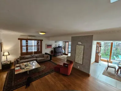 Casa com 3 Quartos à venda, 669m² no Humaitá, Rio de Janeiro