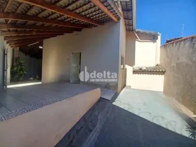 Casa com 3 Quartos à venda, 80m² no Santa Rosa, Uberlândia