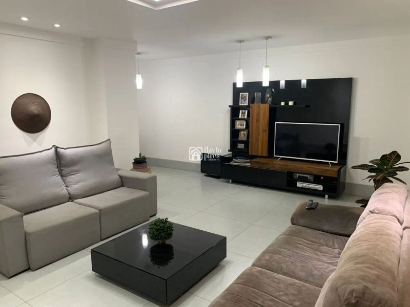 Apartamento com 3 quartos — Santo Antônio, Belo Horizonte