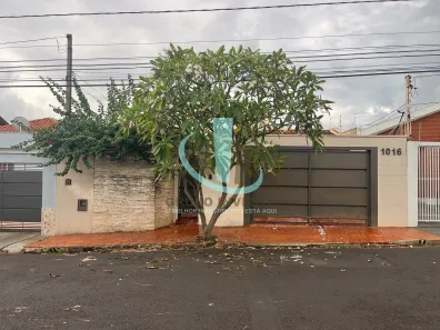 Casa com 3 Quartos à venda, 232m² no Centro, Araraquara