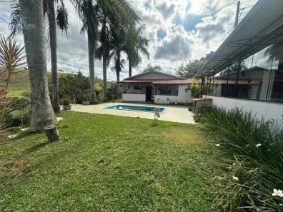 Fazenda/Sítio com 2 Quartos à venda, 150m² no Barão do Retiro, Juiz de Fora