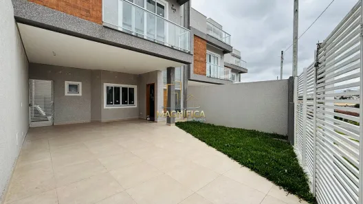 Sobrado com 3 Quartos à venda, 138m² no Capão Raso, Curitiba