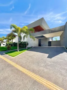 Casa de Condomínio com 3 Quartos à venda, 290m² no Loteamento Portal do Sol I, Goiânia