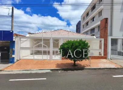 Casa com 4 Quartos para alugar, 240m² no Banzato, Marília